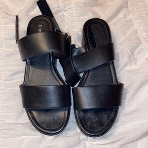 Black Platform Sandal